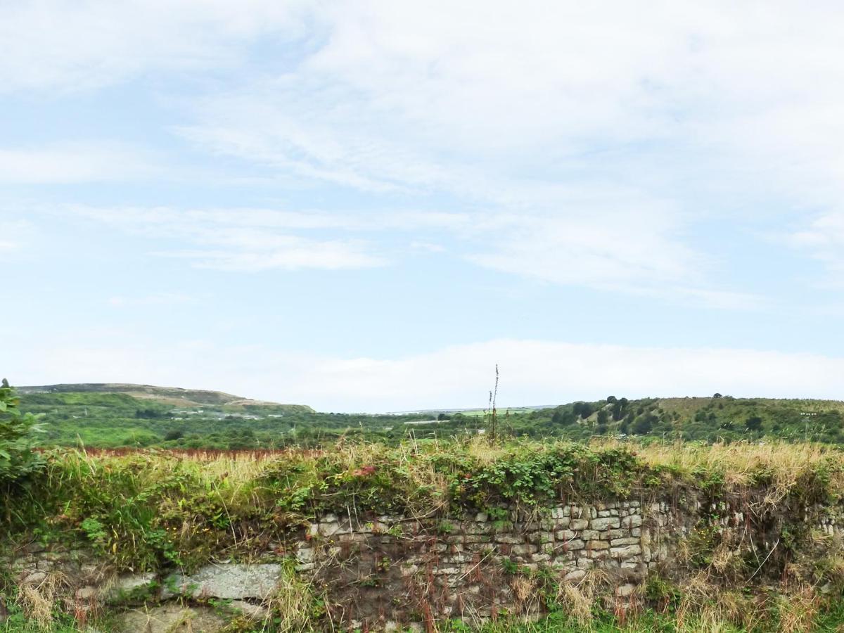 The Annexe, Laburnum